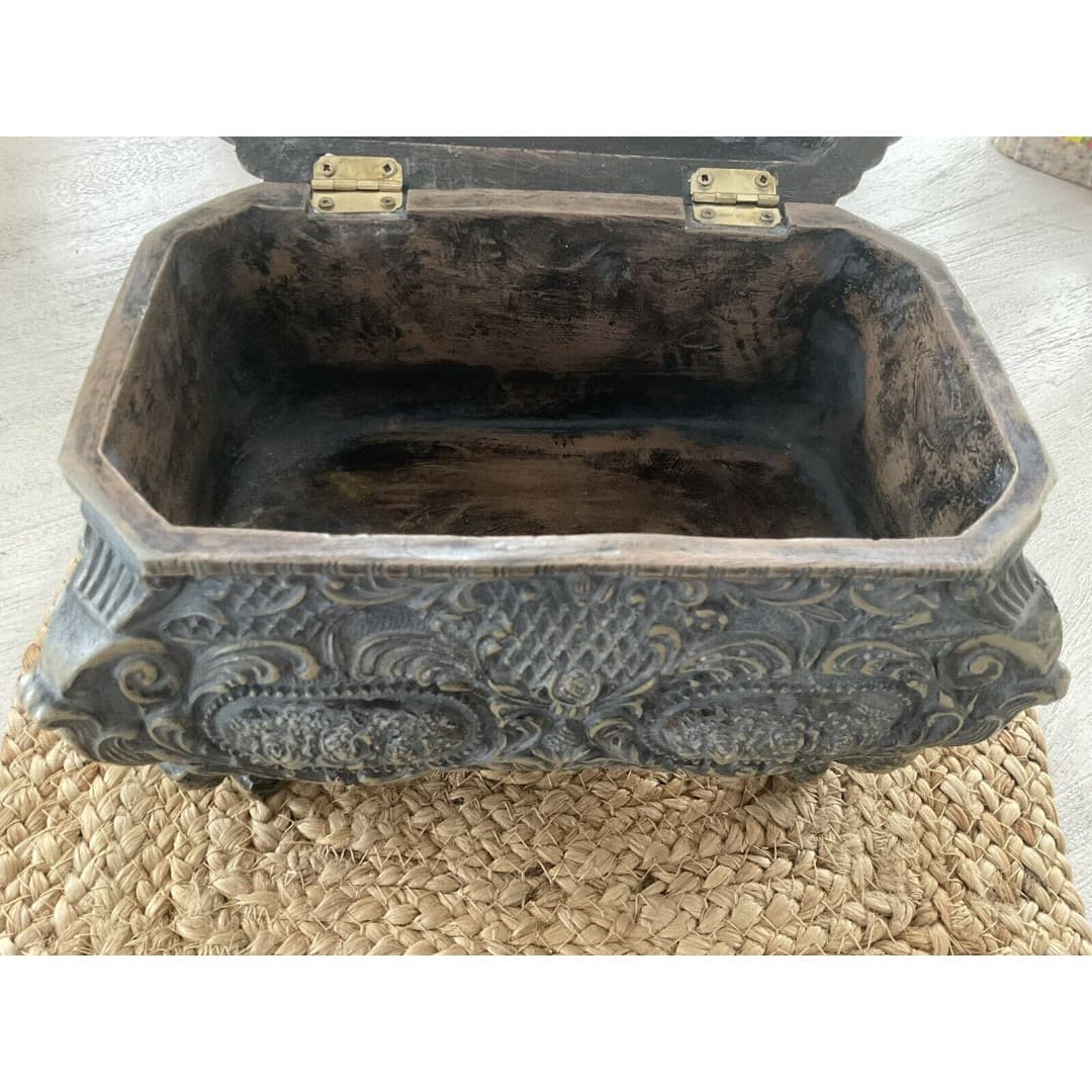Bombay Decorative Resin Keepsake Box With Hinged Lid - Thumbnail 5