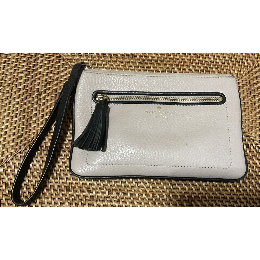 Kate Spade Tinie Chester Street Pebble Leather Wristlet Beige/w Black Handle
