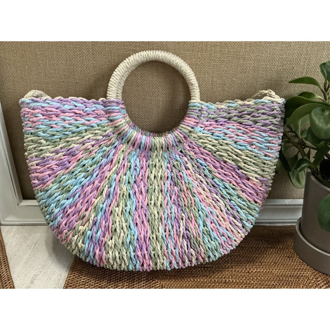 Earthy Rattan Beach Carry Shoulder/Crossbody Bag W/Handle - Thumbnail 2