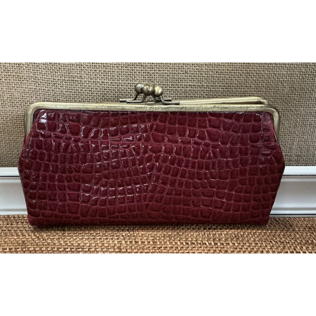 Vintage Double Snap Clutch Red Bifold Framed Kiss Lock