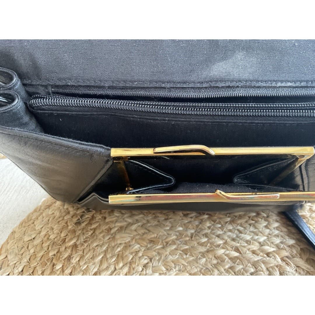 Etienne Aigner Black Leather Classic Shoulder Bag Strap Gold Logo Monogram - Thumbnail 4