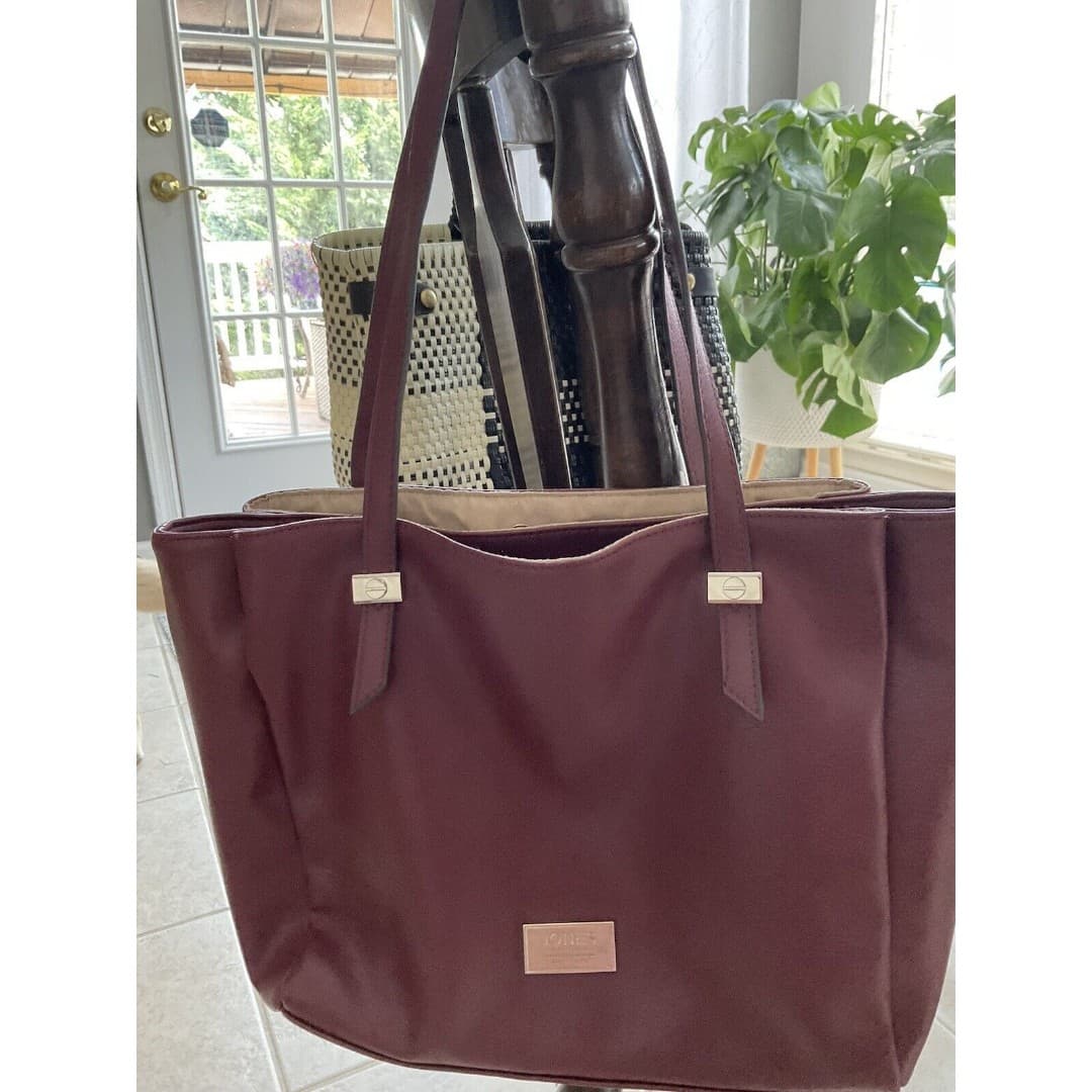 Jones New York Signature Purse Handbag Maroon W/Silver Hardware - Thumbnail 2