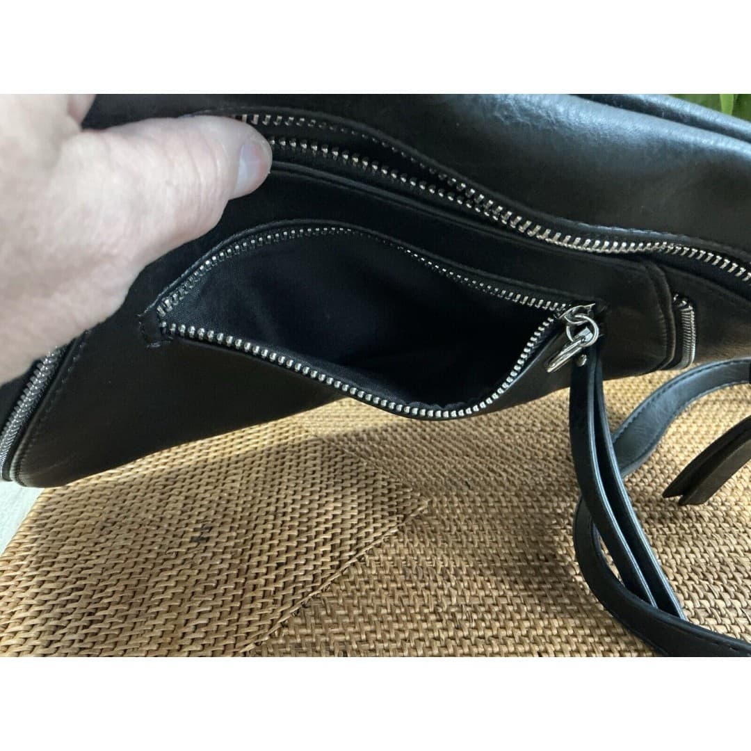 Nicole Miller Crossbody Black Purse Lots Of Zippers - Thumbnail 3