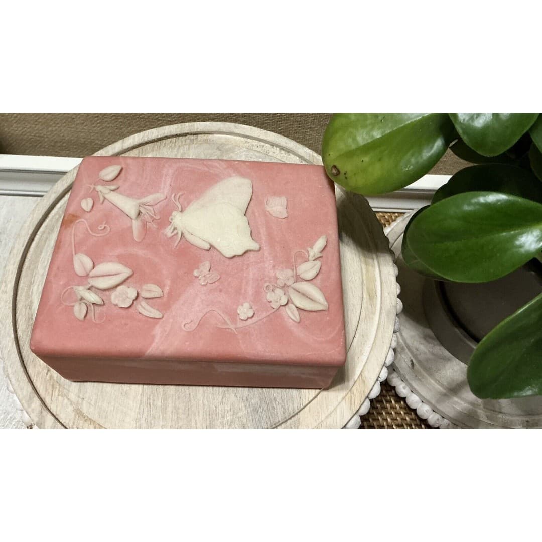 Design Gifts International-Soapstone Music Trinket Box Pink w/ white Butterfly