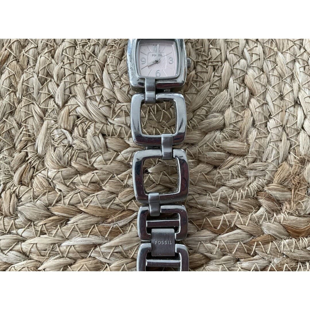 Fossil ES-2276 All Stainless Steel Quartz Analog Women's Watch Used Need Battery - Thumbnail 2