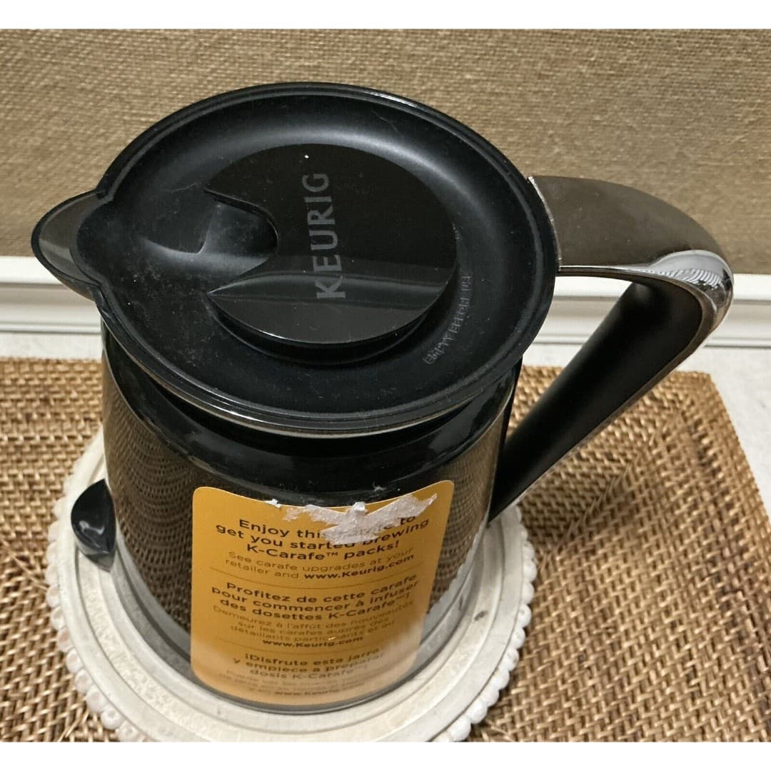 Keurig 2.0 Thermal Carafe 32oz Double-Walled, Vacuum-Insulated NEW Black Chrome - Thumbnail 2