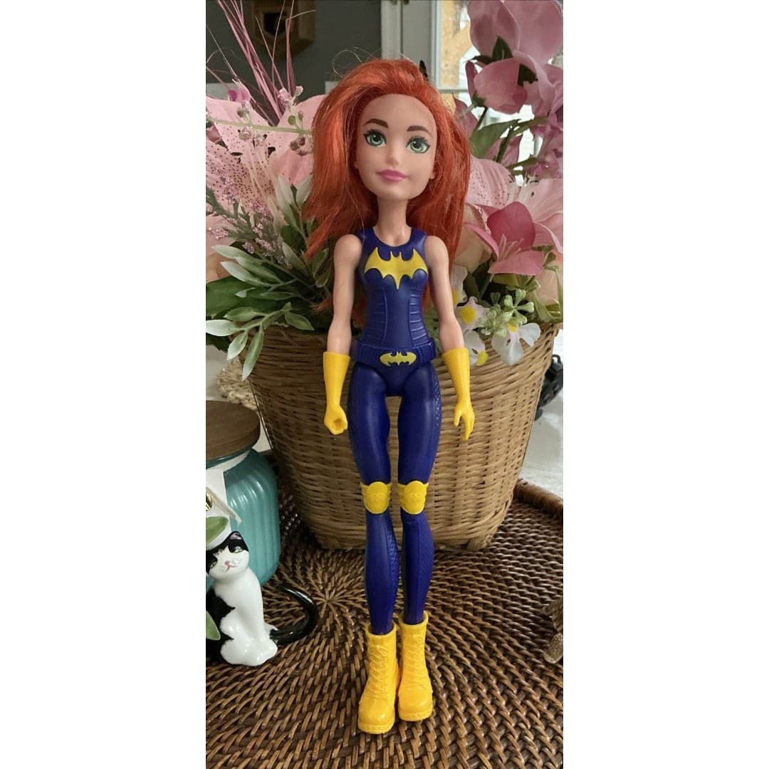 Batgirl DC Super Hero Girl Doll 2015 Mattel 12” Action Figure.