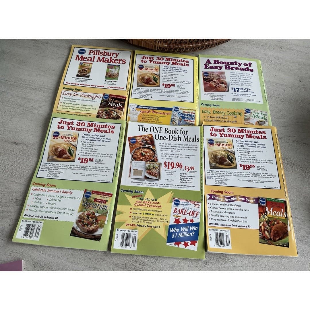 Vintage Lot of 6 Pillsbury Recipe Cookbooks Fabulous!!! Magazine Books - Thumbnail 3