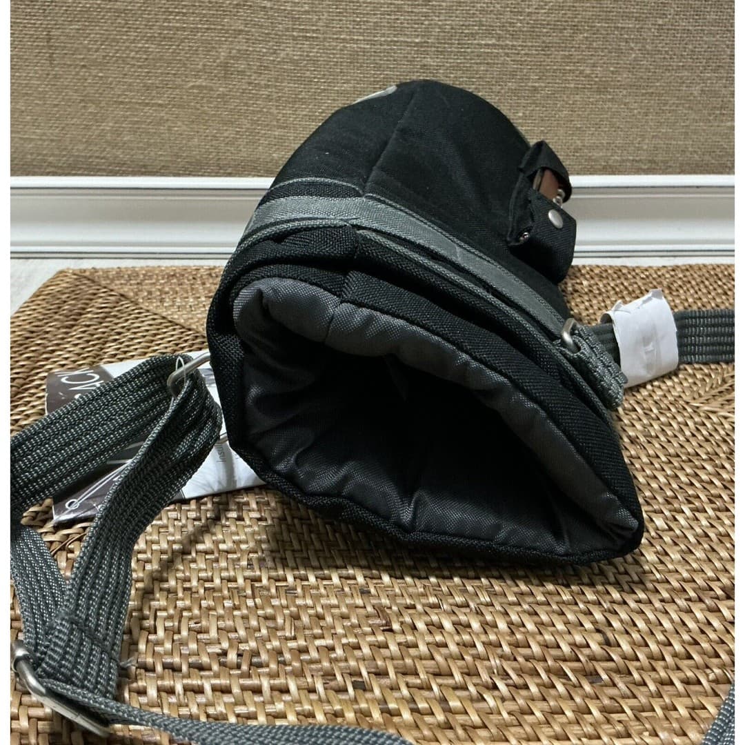 Picnic Time Insulated Single Wine Bottle Tote Bag Carrier Sack Black Corkscrew - Thumbnail 4