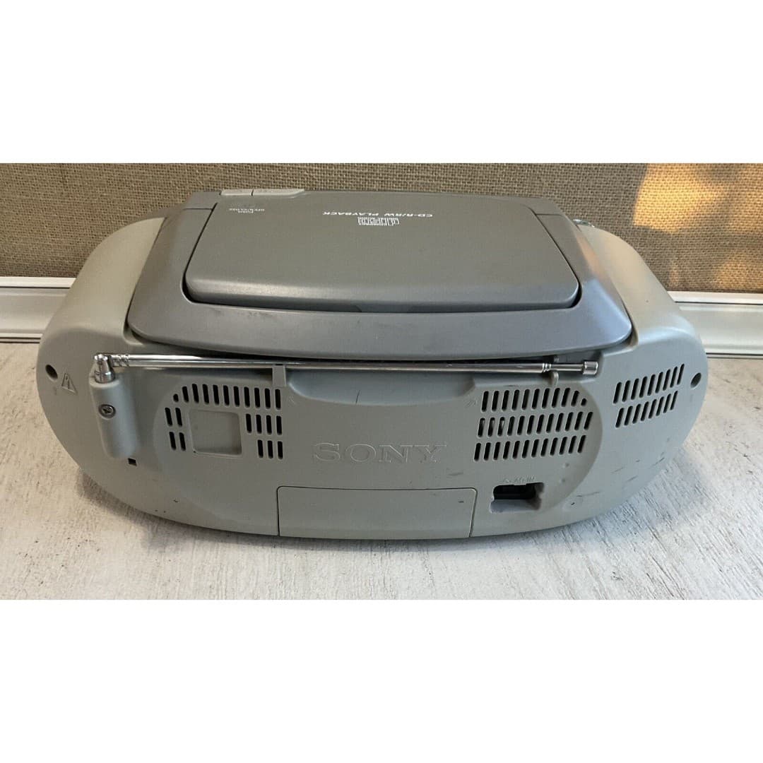 SONY CFD-S01 AM/FM RADIO CASSETTE & CD PLAYER ORIGINAL STEREO BOOMBOX W/ CABLE - Thumbnail 5