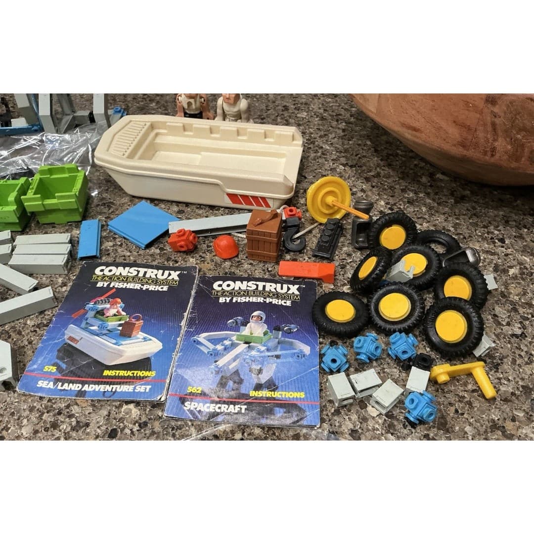 Fisher Price Construx #575 Sea/Land & #562 Spacecraft Adventure Set (No Box) - Thumbnail 2