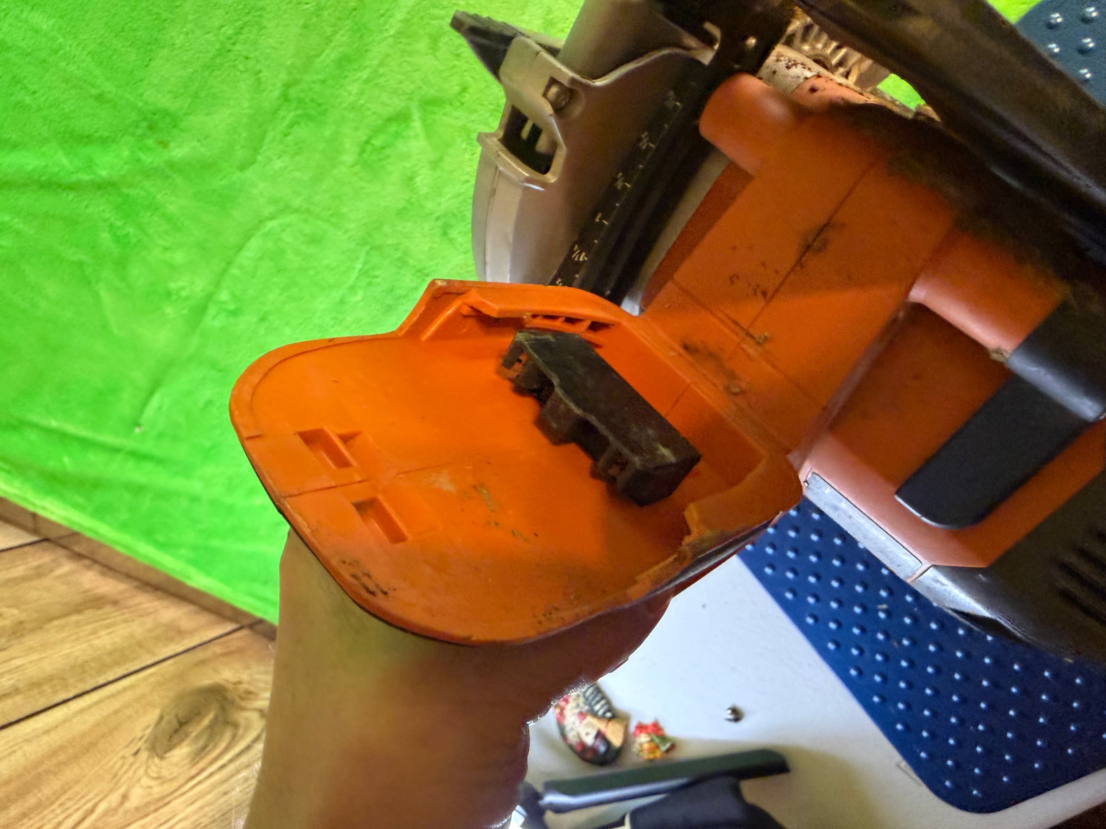 Ridgid Magnesium 7-1/4 Inch Circular Saw with Orange Handle - Thumbnail 5