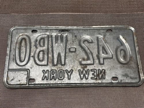 Vintage 1970/1980 New York License Plate 642-WB0 - Thumbnail 2