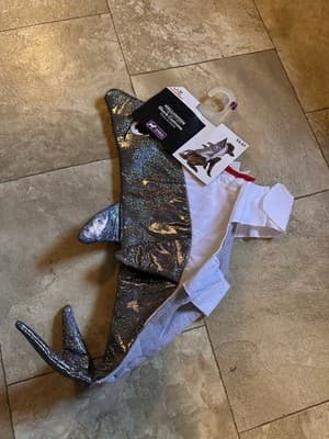 NEW Way To Celebrate Halloween Pet Costume: Shark, Size Medium - Thumbnail 5