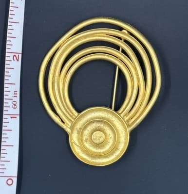 Vintage Gold Tone Brooch Pin Pendant, Unmarked, 2.5” - Thumbnail 2