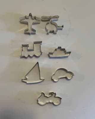 Vintage Fox Run Transportation Tinplated Cookie Cutters 7 Piece - Thumbnail 2