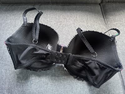 Victoria's Secret Very Sexy Push Up Dream Angels Lined Demi Buste Bra 32DDD - Thumbnail 2