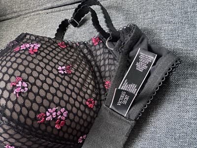 Victoria's Secret Very Sexy Push Up Dream Angels Lined Demi Buste Bra 32DDD - Thumbnail 6