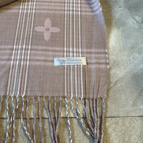Pashmina Scarve /Wrap Pink Beige 100% Cashmere 80” X 26” - Thumbnail 3