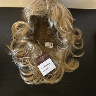 HM Henry Margu Wig 2409 DANIELLE in 2500H NEW with Tags