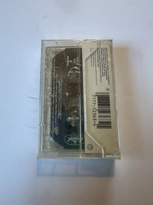 Brand New, Sealed!! Anne Murray Cassette Tape Heart Over Mind - Thumbnail 2