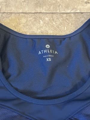 Athleta Tennis Tank Top Women's Size XS Navy Racerback Semi Built In Bra - Thumbnail 2