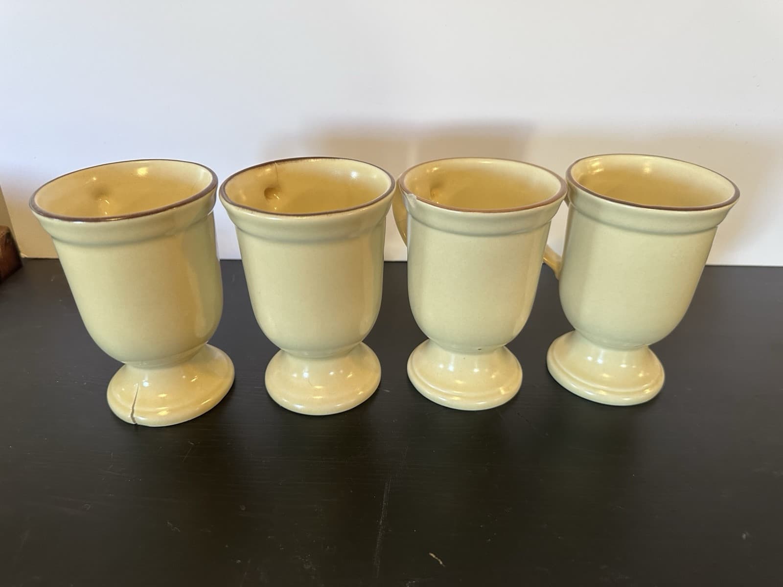 Vintage Pfaltzgraff Village Footed Pedestal 5 1/4" Coffee Mugs Set Of 4 - Thumbnail 5