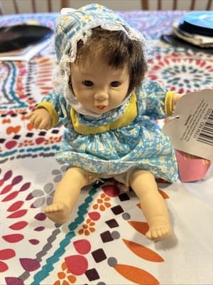 GIGO Toys My Pals Happy Kids Doll Bean Bag Girl 8" Vintage 97925