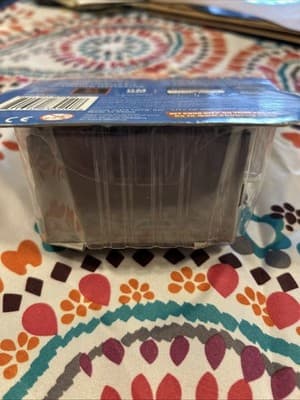 2006 Jada Chub City Volkswagen Pickup Motorized Pull Back action Die Cast 63 - Thumbnail 4
