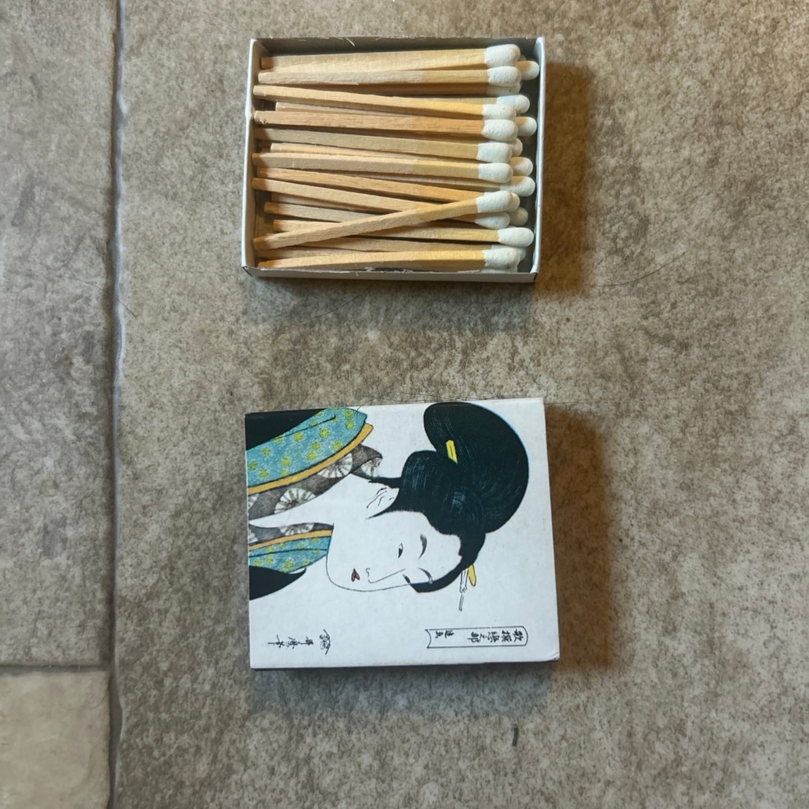Japanese Vintage Match Box with Sticks - Thumbnail 4