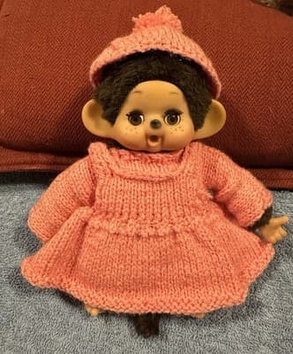 Vintage Monchichi Sleepy Eyes Thumb Sucking Pink knitted outfit!