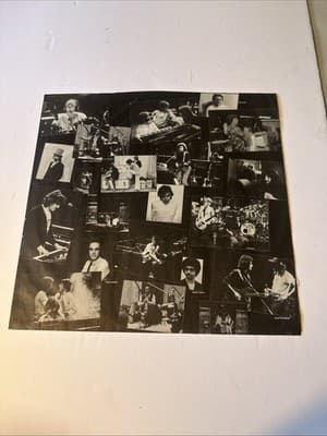 Toto IV LP Vinyl Columbia Records FC 37728 1982 VG/VG+ Rosanna, Africa - Thumbnail 2
