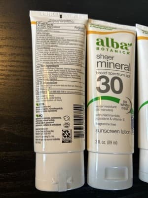 3 Pack- Alba Botanica Sheer Mineral Sunscreen Lotion, SPF 30 Exp 7/27 - Thumbnail 2