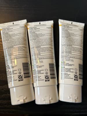 3 Alba Botanica Mineral Sunscreen Lotion SPF 50, Broad Spectrum, Fragrance Free - Thumbnail 2