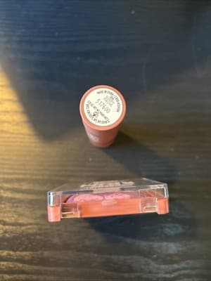 COVERGIRL TruBlend Skin Enhancer Baked Luminous Blush 430 Berry Punch & Balm 250 - Thumbnail 3