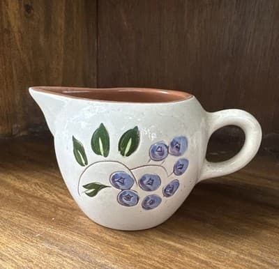 Vintage Stangl Pottery Creamer & Covered Sugar Bowl Set Blueberry Pattern - Thumbnail 4