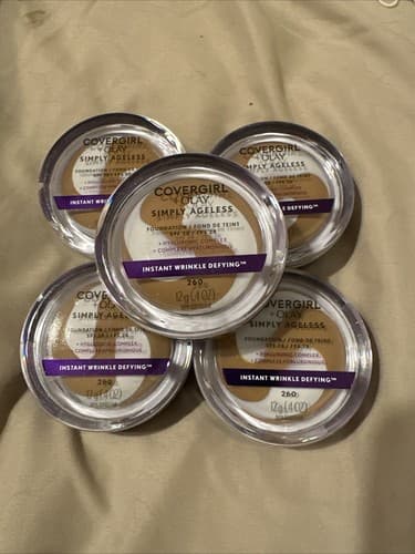 5 X Covergirl + Olay Simply Ageless Foundation Classic Tan 260 Expired