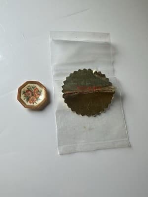 1:24 Scale Natasha Beshenkovsky Hand Painted Floral Dollhouse Miniature Plate 88 - Thumbnail 2