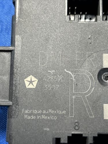 2007-2020 Chrysler Dodge Jeep Door Control Module Front Right (P)05026808AA OEM - Thumbnail 3