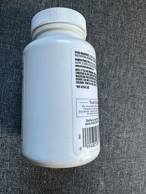 Amino Essentials: 100 Capsules of Pure Amino Acids, No Additives Exp 05/27 - Thumbnail 2