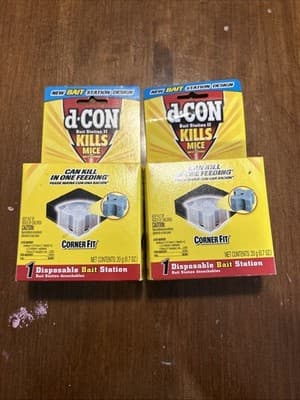 2 Packs d-CON Corner Fit Disposable