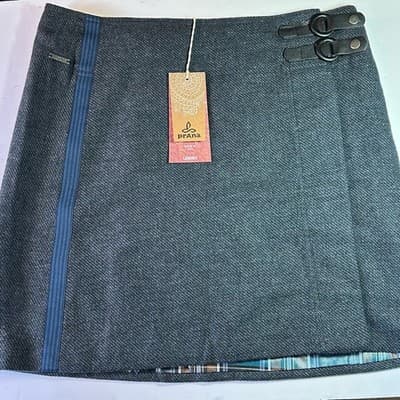 Prana Quincy Wool Blend Tweed Wrap Skirt Small blue stripe black buckle accents