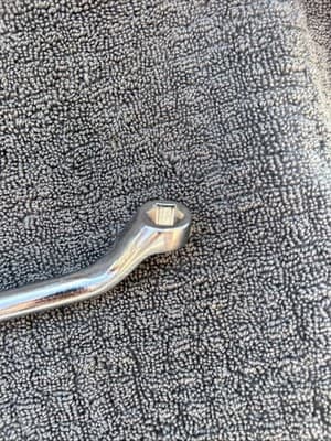 Snap-on Tools B1467A 5/16" x 3/8" Brake Bleeder Double Box End Offset Wrench USA - Thumbnail 5