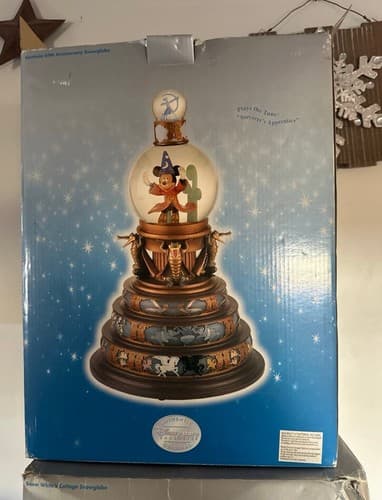 Disney Store - Fantasia 65th Anniversary "Sorcerer's Apprentice"