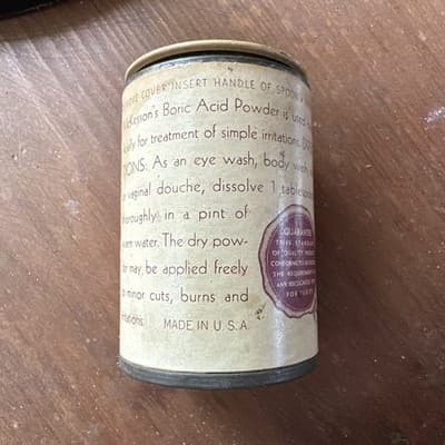 Vintage McKessons Boric Acid Container 2oz. Full - Thumbnail 2