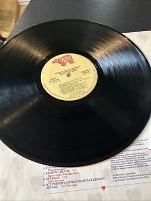 Vintage Vinyl Record / LP SGT. Pepper's Lonely Hearts Club Band 1978 - Thumbnail 7