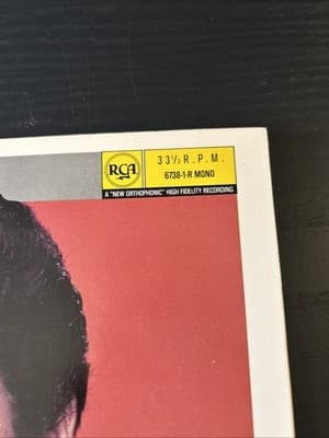 Essential Elvis Presley songs from movies 1988 vinyl LP collection - Thumbnail 2