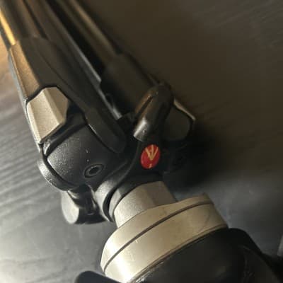 Manfrotto 190XDB Tripod With Manfrotto 390RC2 Swivel Head Black Italy - Thumbnail 8