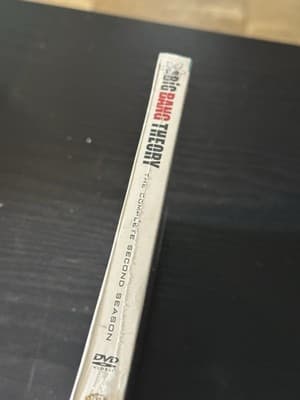 The Big Bang Theory - The Complete Second Season (DVD, 2009, 4-Disc Set) - Thumbnail 2