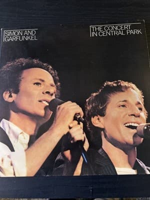 SIMON AND GARFUNKEL THE CONCERT IN CENTRAL PARK 2-LP SET VG+ VINYL + BOOKLET